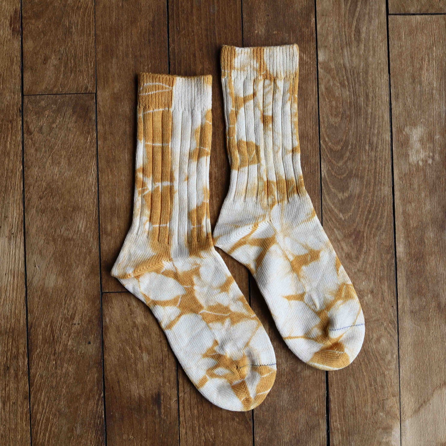Tie Dyed Organic Cotton/Silk Comfort Socks