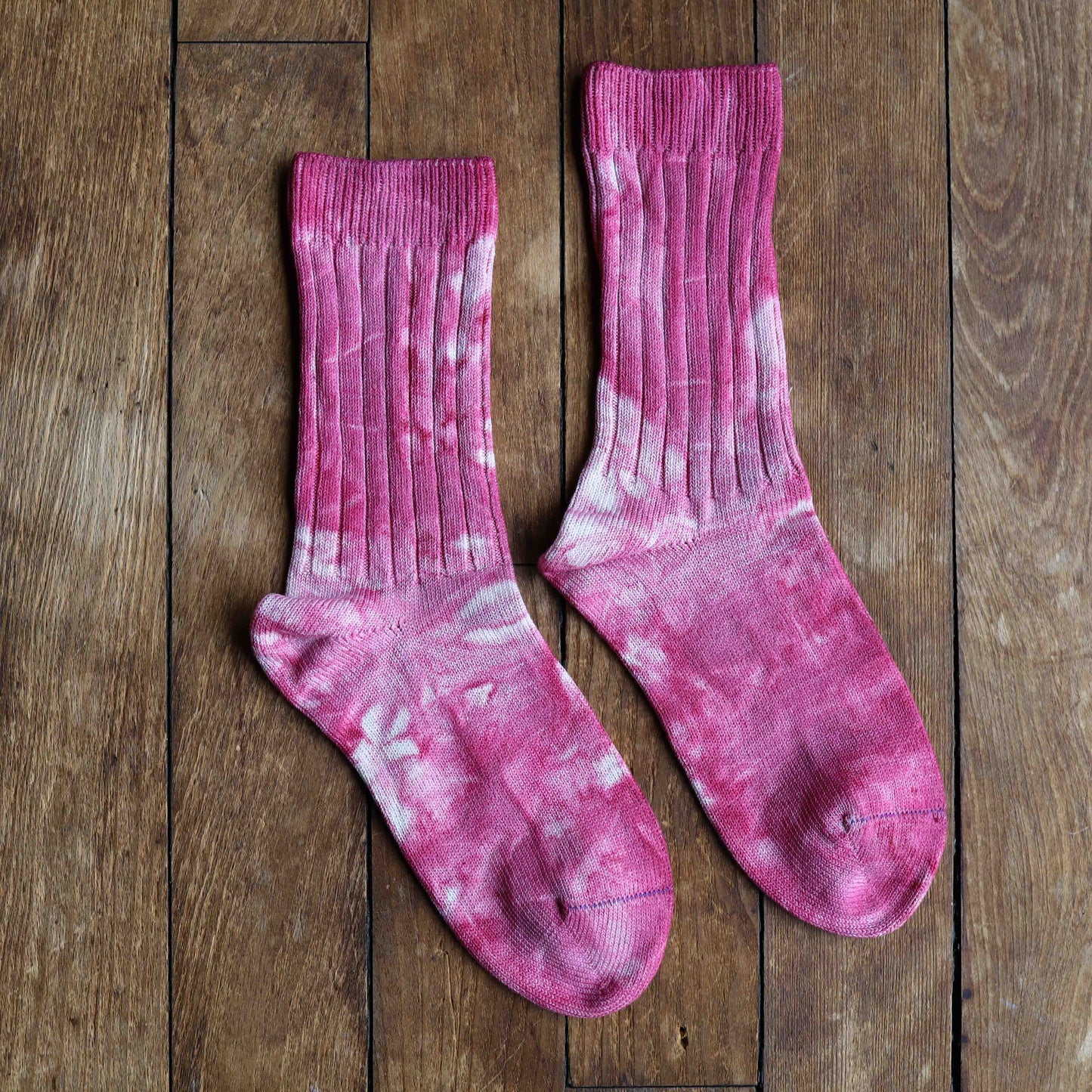 Tie Dyed Organic Cotton/Silk Comfort Socks