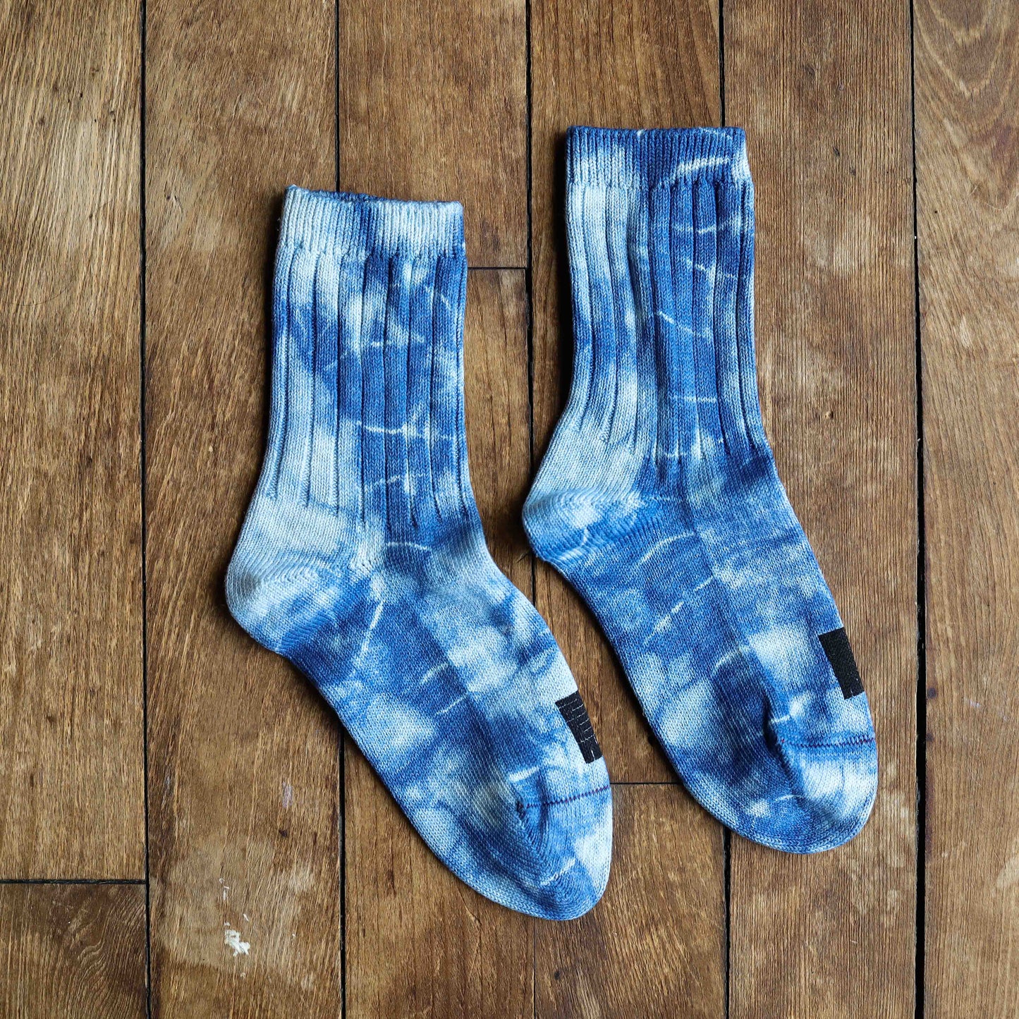 Tie Dyed Organic Cotton/Silk Comfort Socks