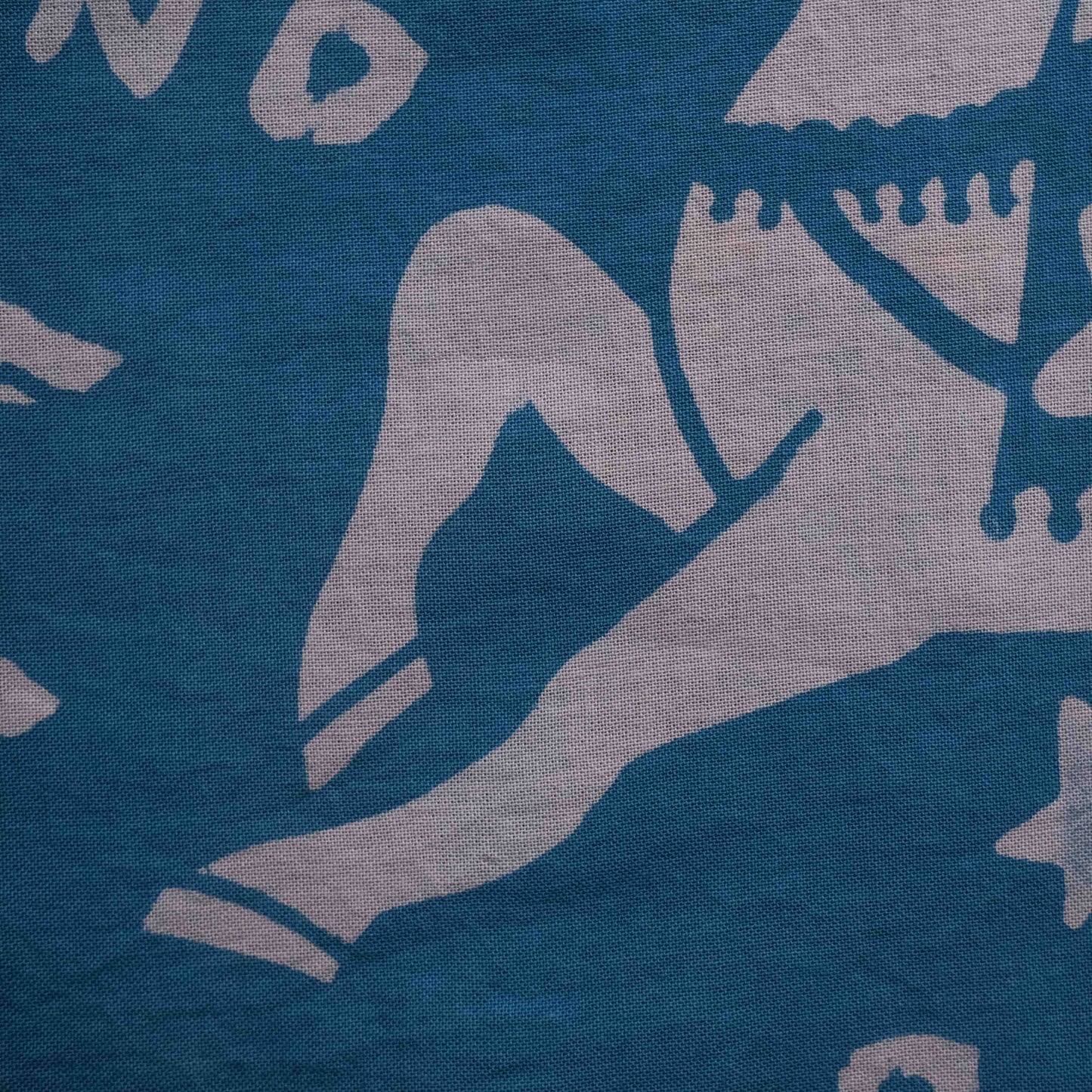 Merry Go Round Indigo Tea Dye Circular Tenugui