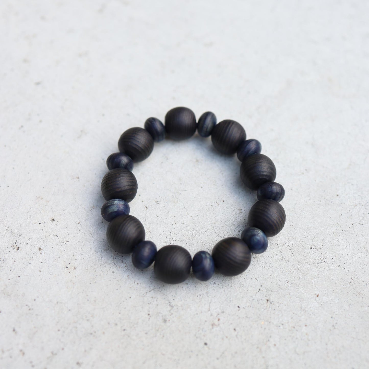 Sacred Koya Cedar Wooden Beads Bracelet - Indigo dyed