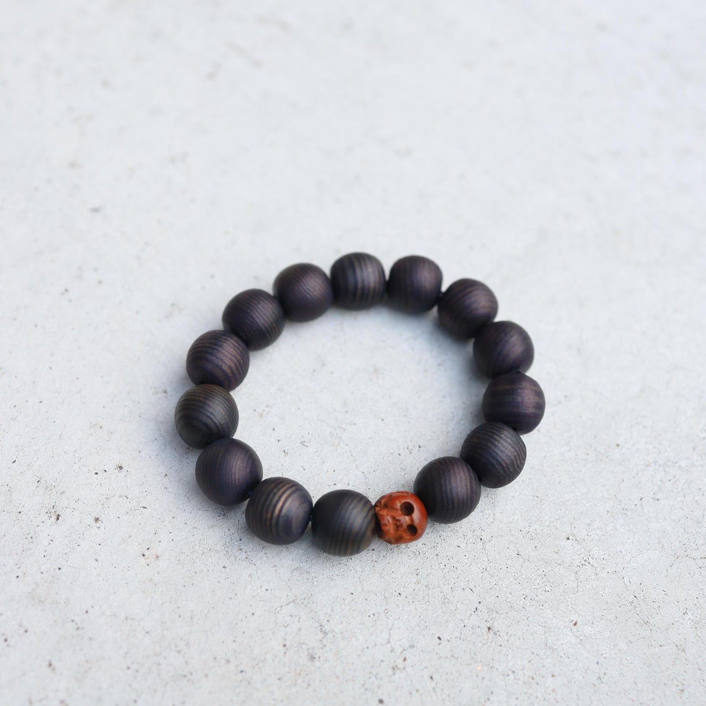 Sacred Koya Cedar Wooden Beads Bracelet - Indigo dyed