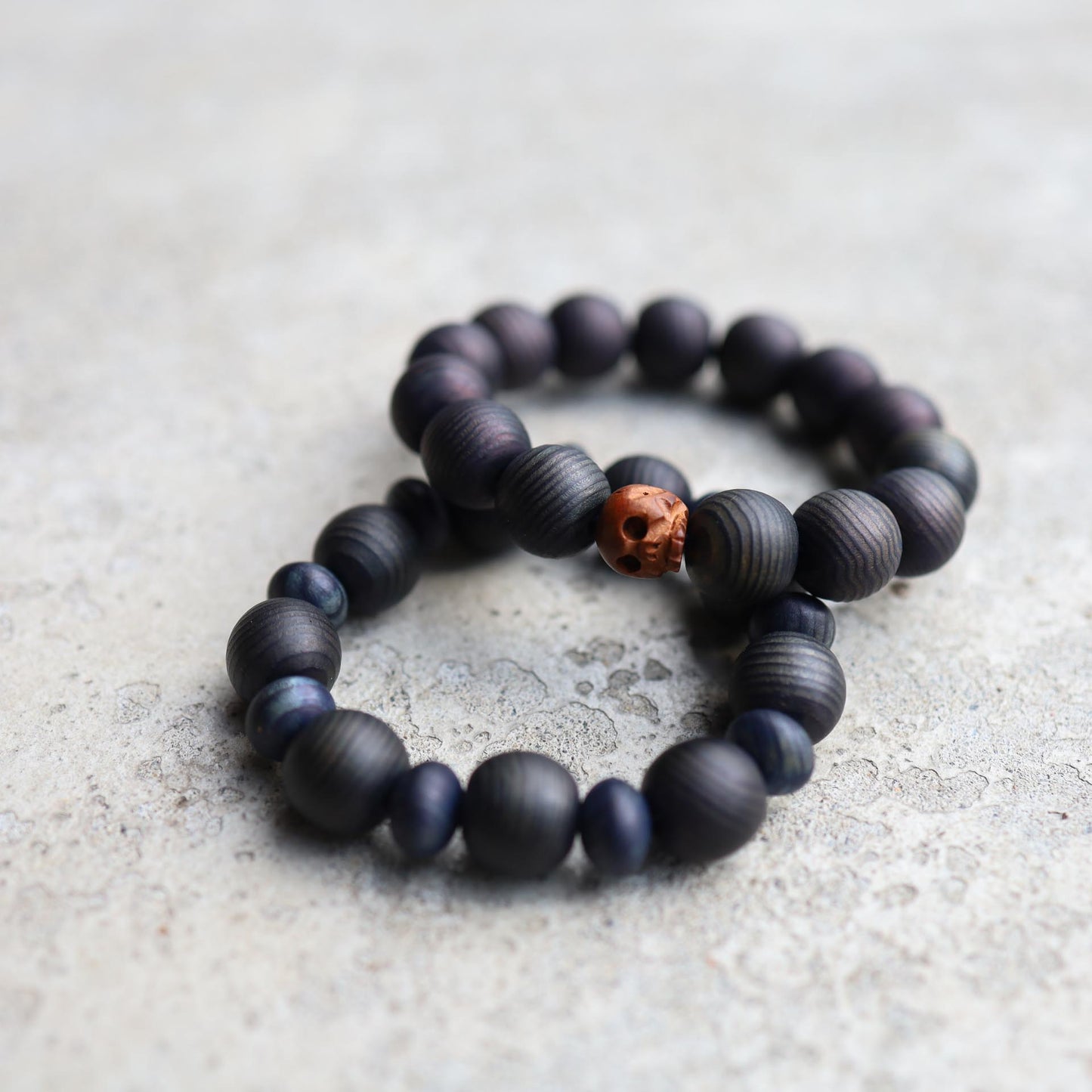 Sacred Koya Cedar Wooden Beads Bracelet - Indigo dyed